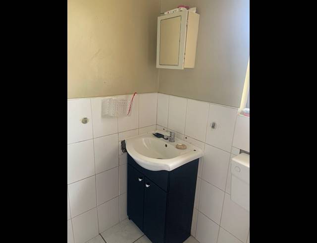 1 BEDROOM APARTMENT RENTED IN BLUEWATER BAY